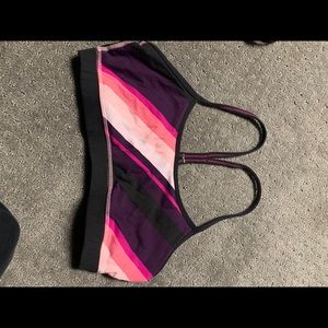 Lululemon sports bra